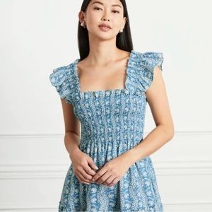 Hill House Nap Dress
Trailing Vine Elizabeth 
Size M